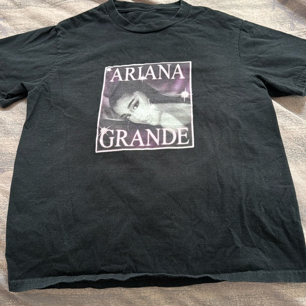 Girls small screen printed T-shirt. Black t shirt with Ariana pic.